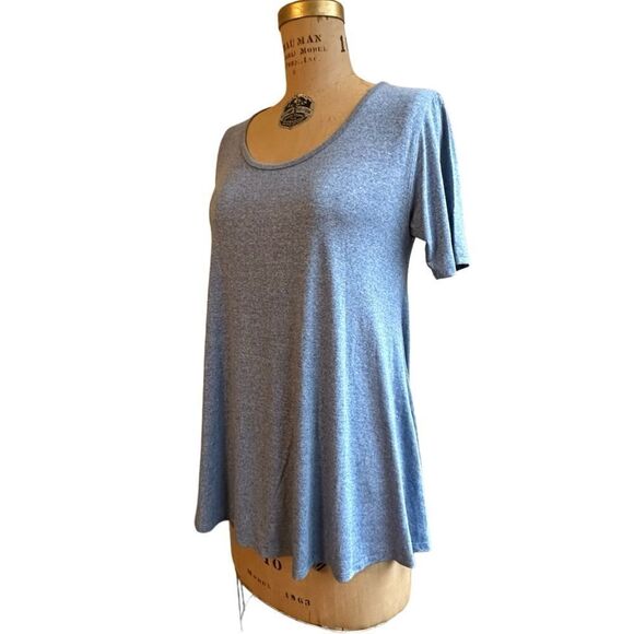 Lula-Roe Perfect Tee Swing tunic jersey Top with half sleeve and side split. - Picture 2 of 6